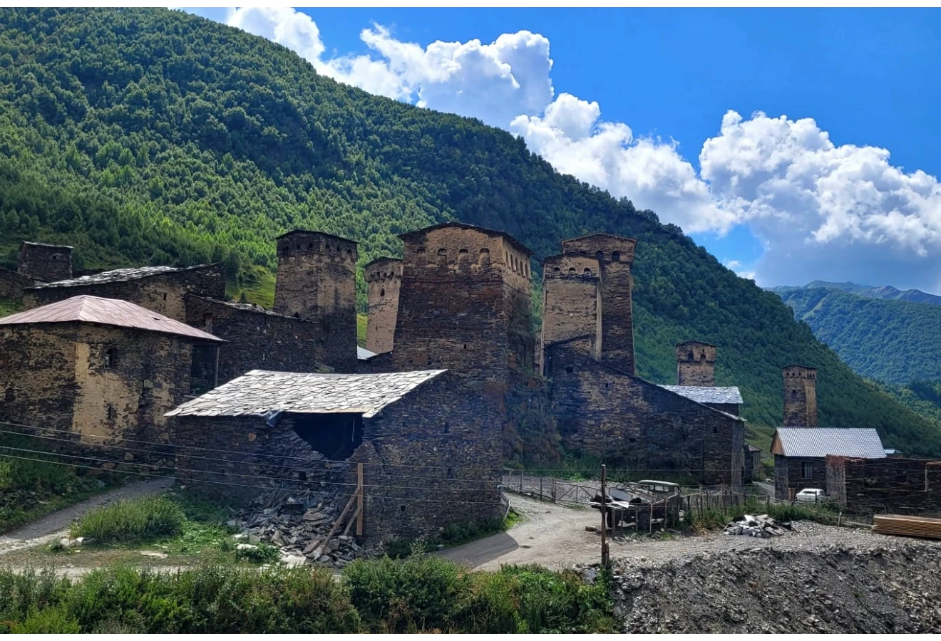 SVANETİ - MESTİA KAFKAS DAĞLARI TREKKİNG TURU - Fotoğraf 5