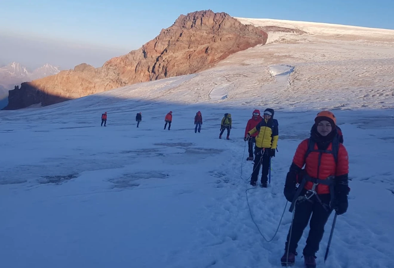 KAZBEK MOUNTAIN SUMMIT ACTIVITY - Fotoğraf 21