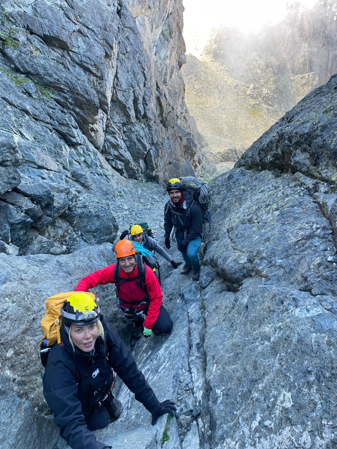 VERÇENİK MOUNTAIN SUMMIT CLIMB - Fotoğraf 6