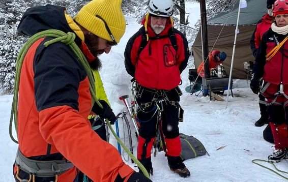 Winter Mountaineering Training Activity