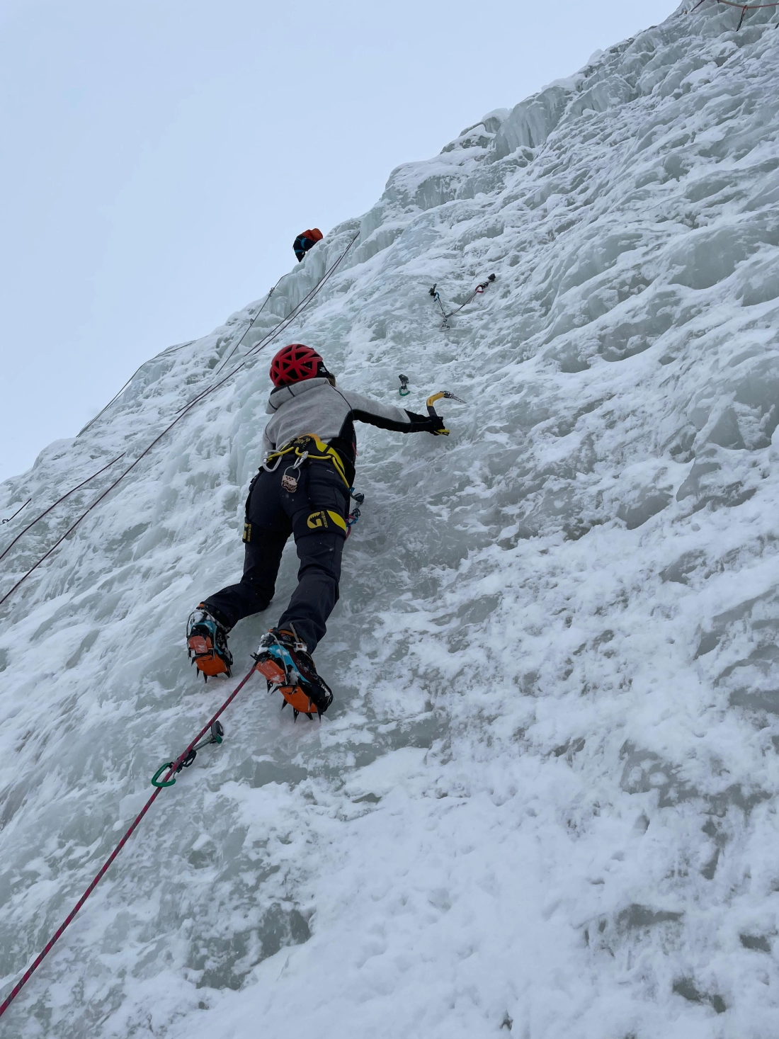 ICE CLIMBING TRAINING - Fotoğraf 3