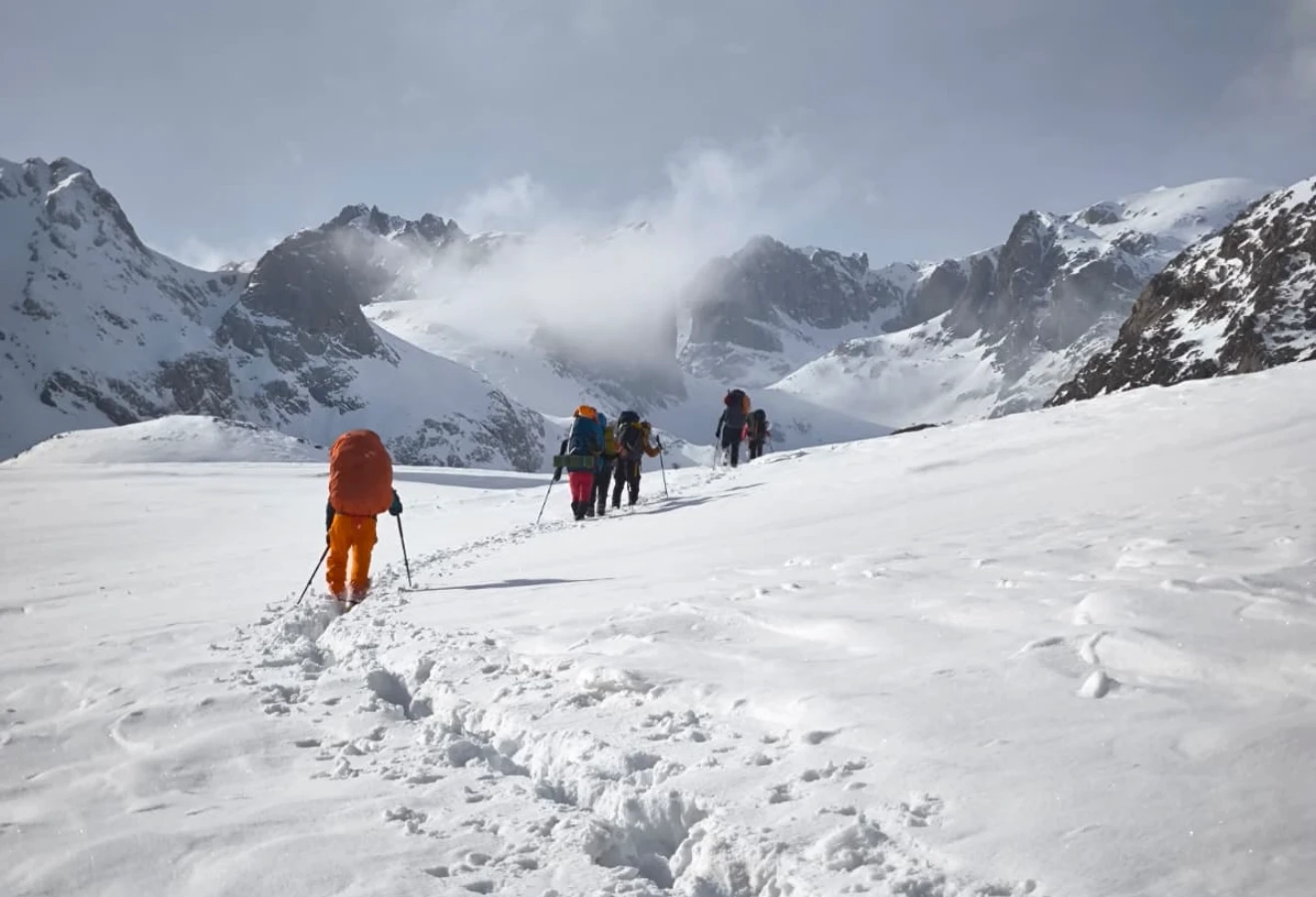 CILO MOUNTAINS RESHKO PEAK (4168) WINTER CLIMB - Fotoğraf 12