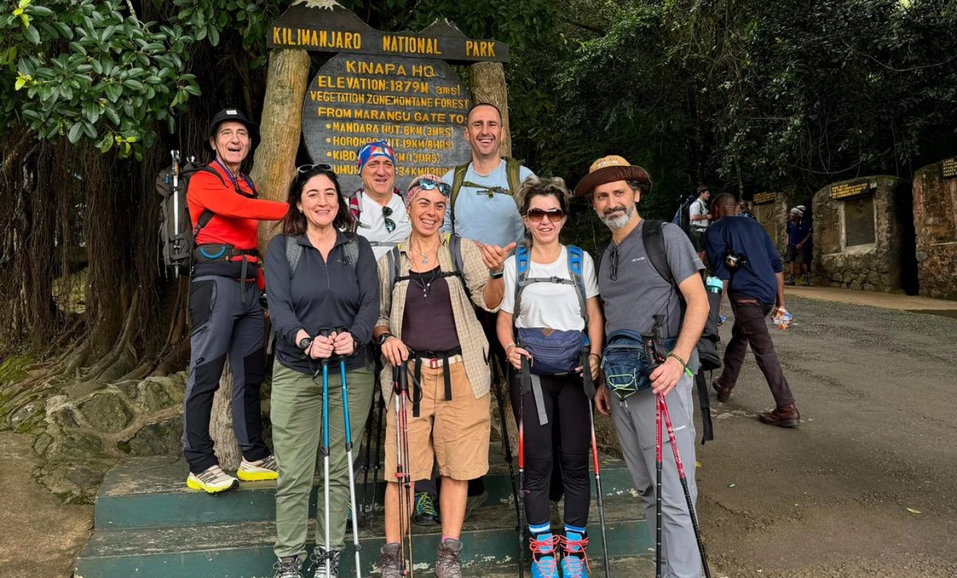 MOUNT KILIMANJARO CLIMBING, JEEP SAFARI, ZANZIBAR ISLAND - Fotoğraf 4