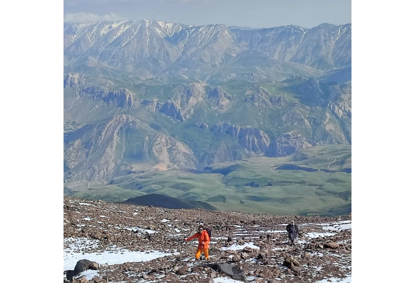 MOUNT DAMAVAND SUMMIT CLIMBING - Fotoğraf 12