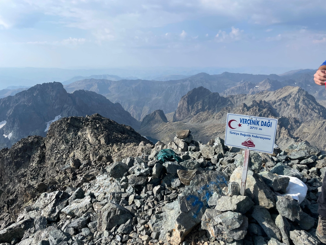 VERÇENİK MOUNTAIN SUMMIT CLIMB - Fotoğraf 12